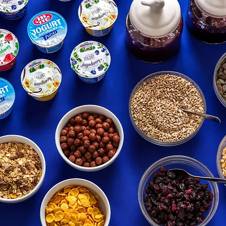 מלון דירות Kosmopolita 4*