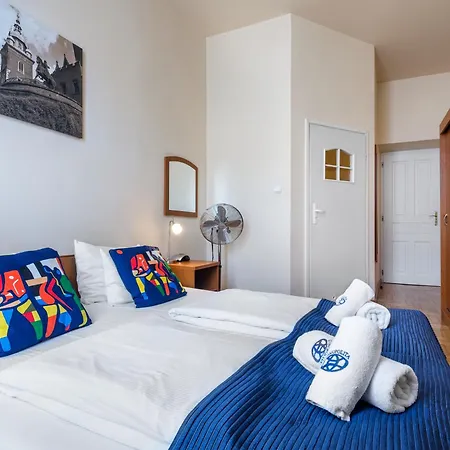 Kosmopolita Apartahotel 3*
