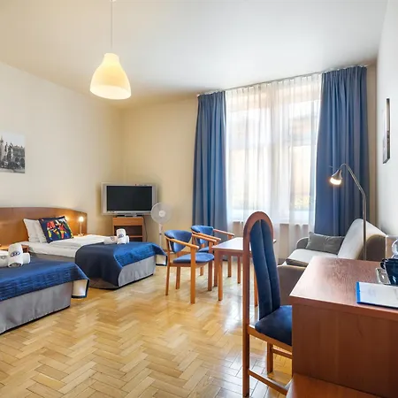 Apartahotel Kosmopolita 3*