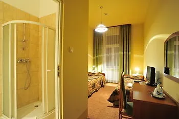 Apartahotel Kosmopolita 3*