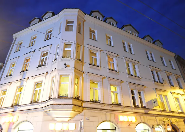 Kosmopolita Aparthotel 4*