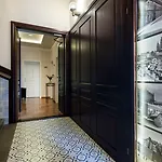Kosmopolita Aparthotel 3*